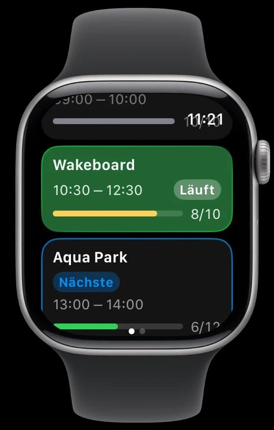 Die Sessions des Tages in der wakesys safety app: Wakeboard läuft, 8 von 10 gebucht, Aqua Park als Nächstes, 6 von 12